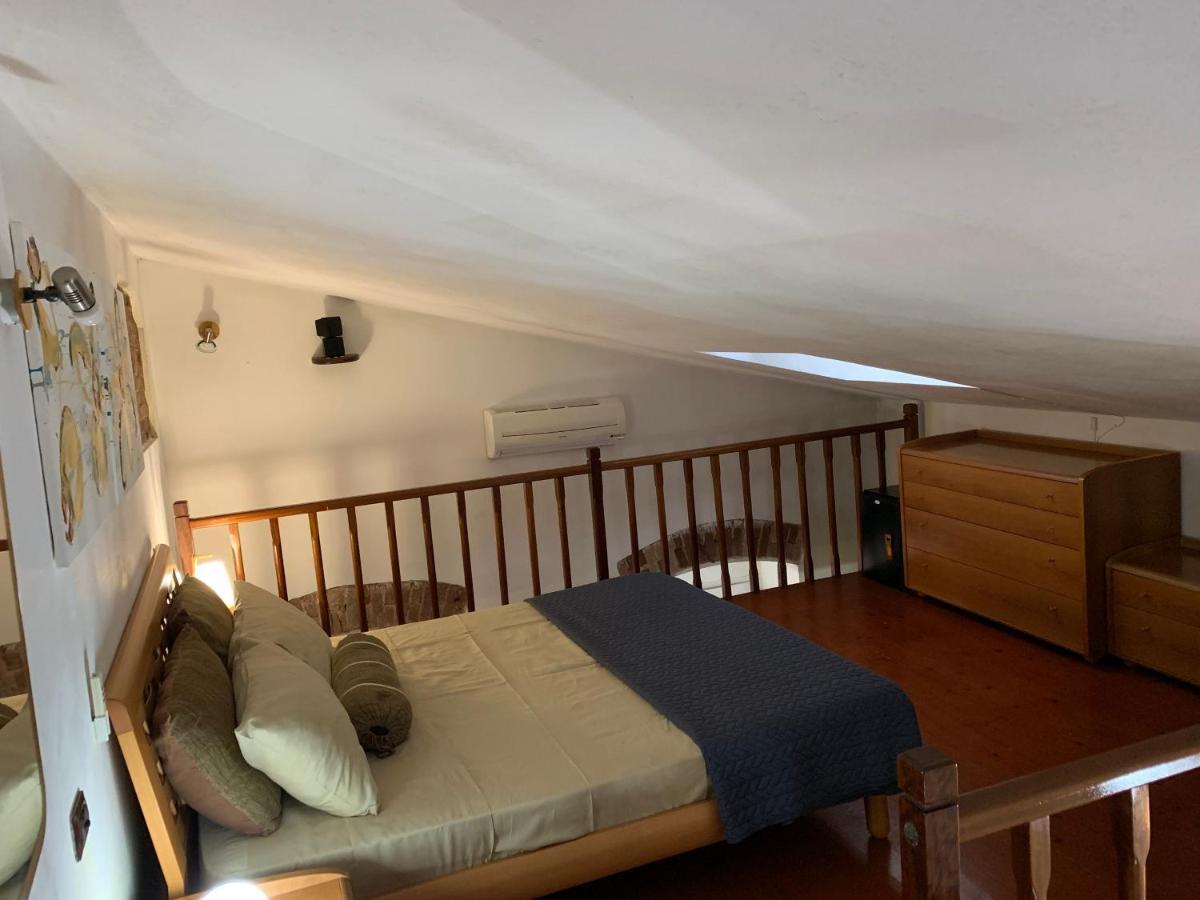 Appartement Luxuria 3 à Iglesias Extérieur photo