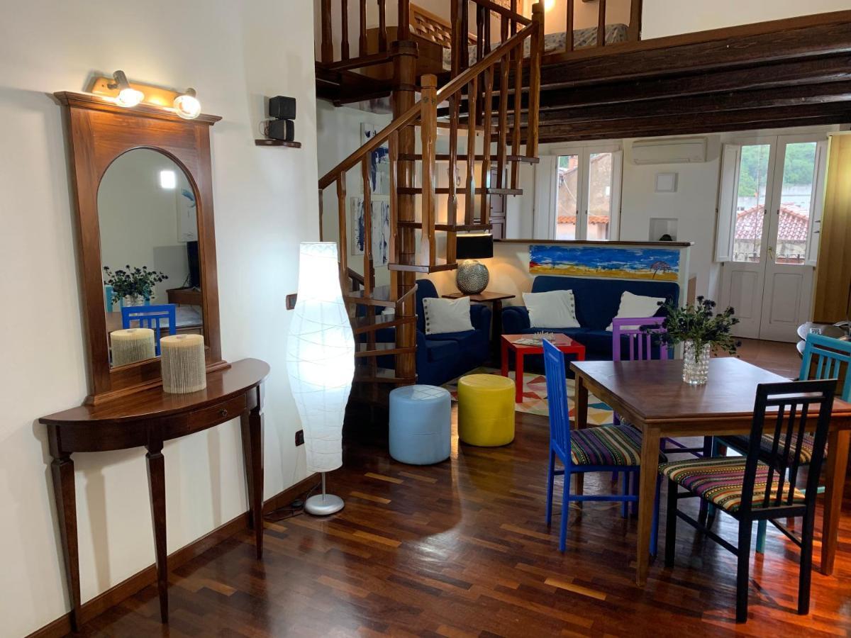 Appartement Luxuria 3 à Iglesias Extérieur photo
